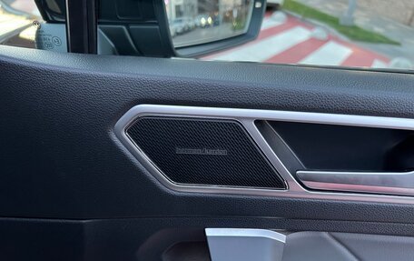 Volkswagen Tiguan II, 2022 год, 3 550 000 рублей, 10 фотография