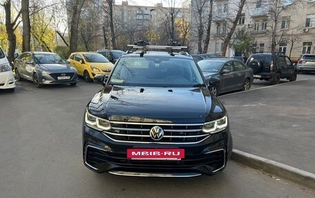 Volkswagen Tiguan II, 2022 год, 3 550 000 рублей, 3 фотография