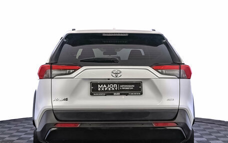 Toyota RAV4, 2024 год, 3 890 000 рублей, 6 фотография