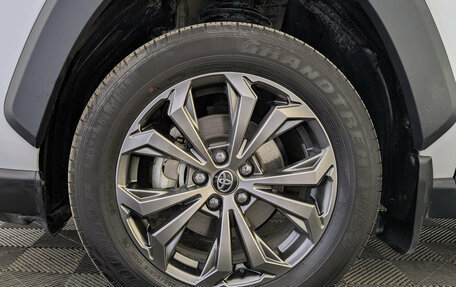 Toyota RAV4, 2024 год, 3 890 000 рублей, 12 фотография