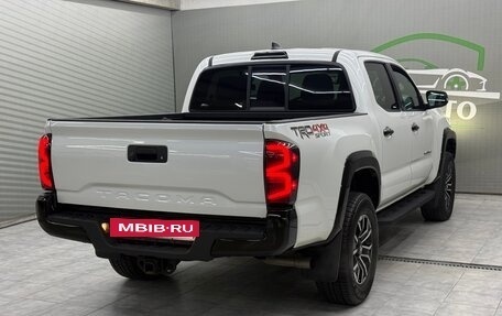 Toyota Tacoma III, 2022 год, 5 190 000 рублей, 2 фотография