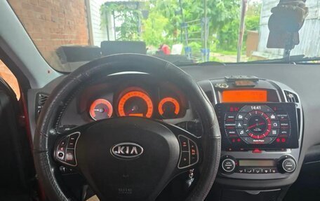 KIA cee'd I рестайлинг, 2008 год, 450 000 рублей, 2 фотография