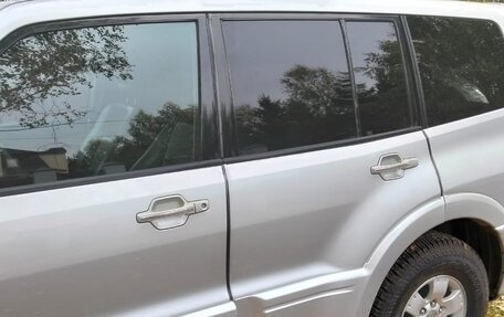 Mitsubishi Pajero III рестайлинг, 2003 год, 800 000 рублей, 9 фотография
