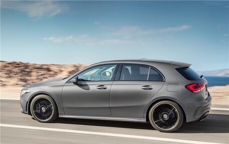 Mercedes-Benz A-Класс, 2022 год, 1 510 000 рублей, 3 фотография