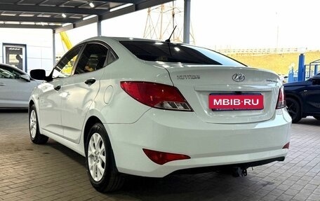 Hyundai Solaris II рестайлинг, 2015 год, 649 000 рублей, 3 фотография