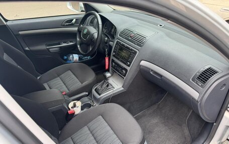 Skoda Octavia, 2012 год, 1 050 000 рублей, 3 фотография