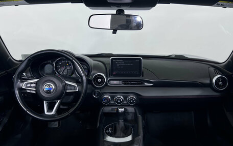 Fiat 124 Spider I, 2018 год, 2 597 000 рублей, 9 фотография
