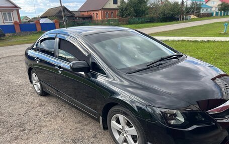 Honda Civic VIII, 2011 год, 900 000 рублей, 3 фотография
