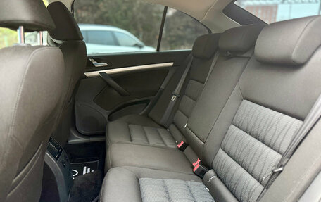 Skoda Octavia, 2011 год, 749 000 рублей, 18 фотография