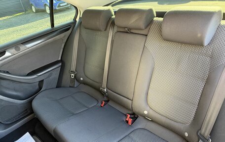 Volkswagen Jetta VII, 2013 год, 950 000 рублей, 9 фотография