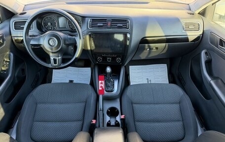 Volkswagen Jetta VII, 2013 год, 950 000 рублей, 10 фотография