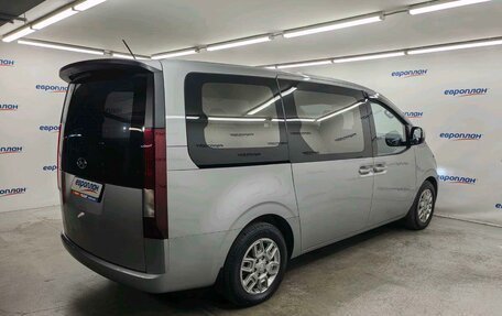 Hyundai Staria, 2024 год, 4 785 000 рублей, 3 фотография
