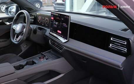 Volkswagen Tiguan, 2025 год, 4 499 000 рублей, 8 фотография