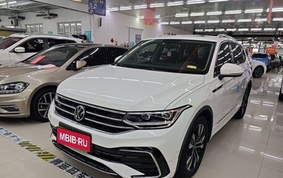 Volkswagen Tiguan II, 2022 год, 2 350 000 рублей, 1 фотография