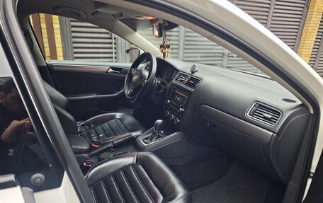 Volkswagen Jetta VII, 2013 год, 1 350 000 рублей, 5 фотография