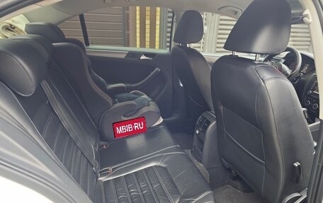 Volkswagen Jetta VII, 2013 год, 1 350 000 рублей, 6 фотография
