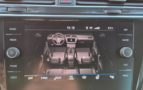Volkswagen Tiguan II, 2020 год, 2 350 000 рублей, 5 фотография