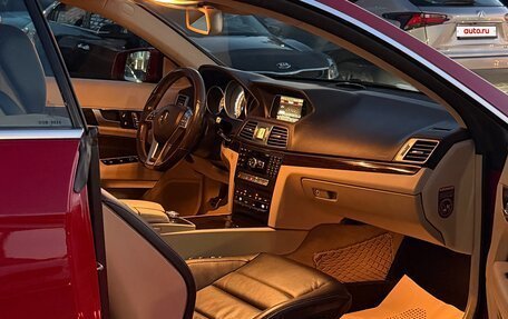Mercedes-Benz E-Класс, 2014 год, 1 900 000 рублей, 17 фотография