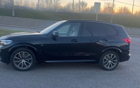 BMW X5, 2019 год, 5 950 000 рублей, 4 фотография