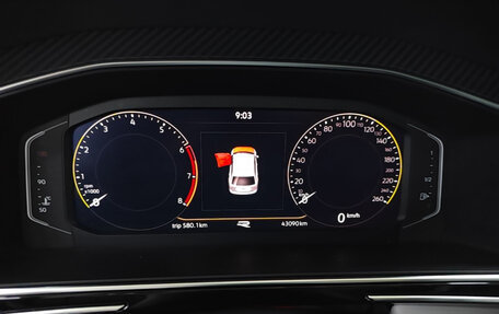 Volkswagen Tiguan II, 2022 год, 2 350 000 рублей, 14 фотография