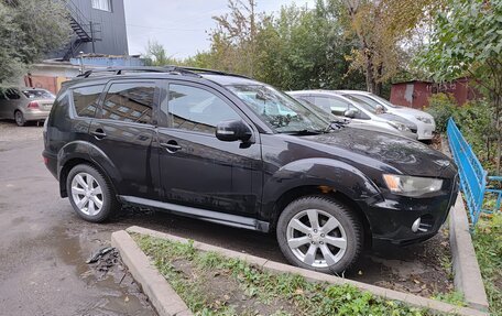 Mitsubishi Outlander III рестайлинг 3, 2012 год, 1 100 000 рублей, 20 фотография