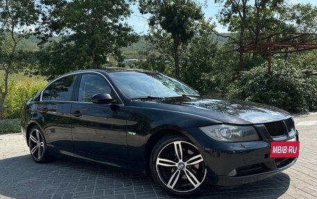 BMW 3 серия, 2005 год, 900 000 рублей, 2 фотография