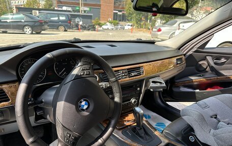 BMW 3 серия, 2005 год, 900 000 рублей, 14 фотография