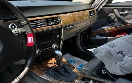 BMW 3 серия, 2005 год, 900 000 рублей, 17 фотография