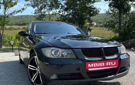 BMW 3 серия, 2005 год, 900 000 рублей, 8 фотография