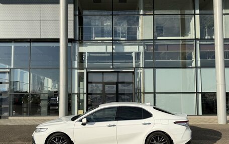 Toyota Camry, 2021 год, 3 230 000 рублей, 3 фотография