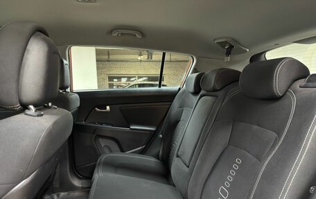 KIA Sportage III, 2010 год, 1 070 000 рублей, 12 фотография