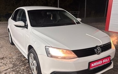 Volkswagen Jetta VII, 2013 год, 950 000 рублей, 1 фотография