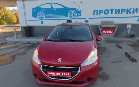 Peugeot 208 II, 2013 год, 575 000 рублей, 1 фотография