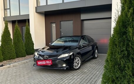 Toyota Camry, 2019 год, 2 950 000 рублей, 2 фотография