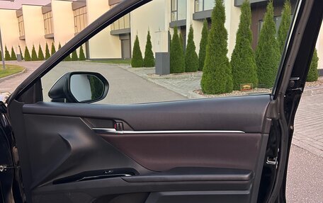 Toyota Camry, 2019 год, 2 950 000 рублей, 15 фотография