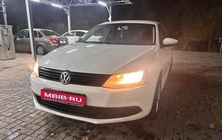 Volkswagen Jetta VII, 2013 год, 950 000 рублей, 8 фотография