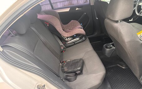 Volkswagen Jetta VII, 2013 год, 950 000 рублей, 15 фотография