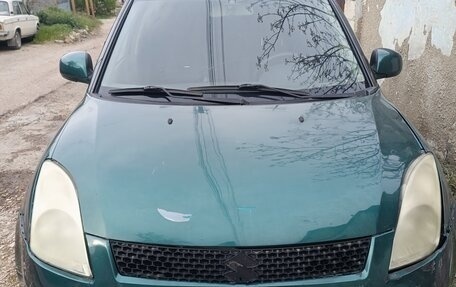 Suzuki Swift III, 2006 год, 250 000 рублей, 1 фотография
