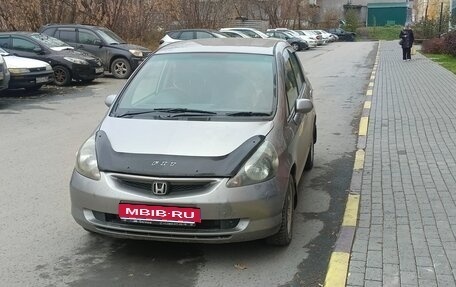 Honda Fit III, 2004 год, 380 000 рублей, 1 фотография