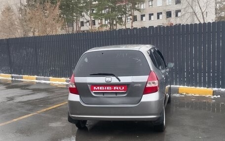 Honda Fit III, 2004 год, 380 000 рублей, 3 фотография