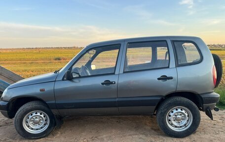 Chevrolet Niva I рестайлинг, 2004 год, 254 000 рублей, 5 фотография