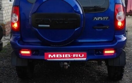 Chevrolet Niva I рестайлинг, 2004 год, 369 500 рублей, 11 фотография