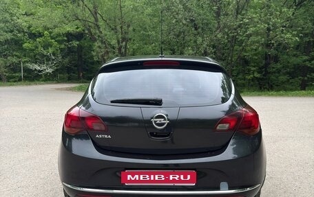 Opel Astra J, 2014 год, 935 000 рублей, 4 фотография