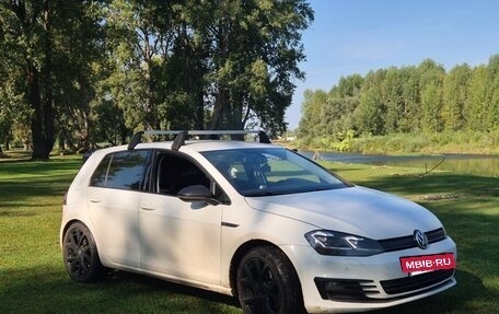 Volkswagen Golf VII рестайлинг, 2013 год, 1 000 000 рублей, 2 фотография