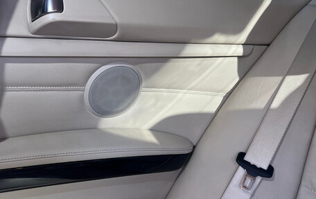 BMW 3 серия, 2010 год, 1 800 000 рублей, 21 фотография