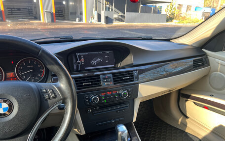 BMW 3 серия, 2010 год, 1 800 000 рублей, 22 фотография