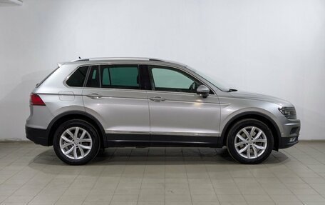 Volkswagen Tiguan II, 2018 год, 2 855 000 рублей, 11 фотография