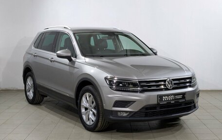 Volkswagen Tiguan II, 2018 год, 2 855 000 рублей, 10 фотография