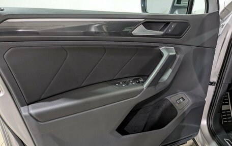 Volkswagen Tiguan II, 2018 год, 2 855 000 рублей, 22 фотография