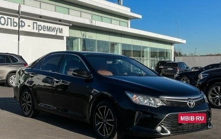 Toyota Camry, 2016 год, 1 797 000 рублей, 3 фотография